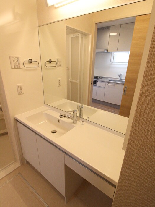 物件内観写真10　(洗面)