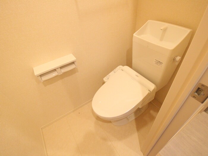 物件内観写真11　(トイレ)