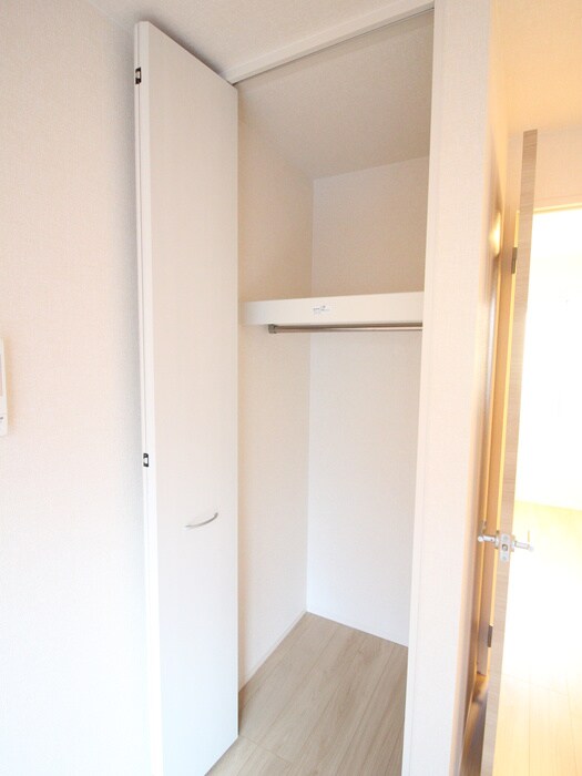 物件内観写真13　(収納)