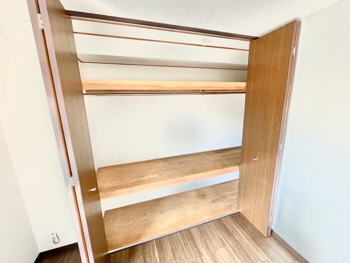 物件内観写真16　(収納)