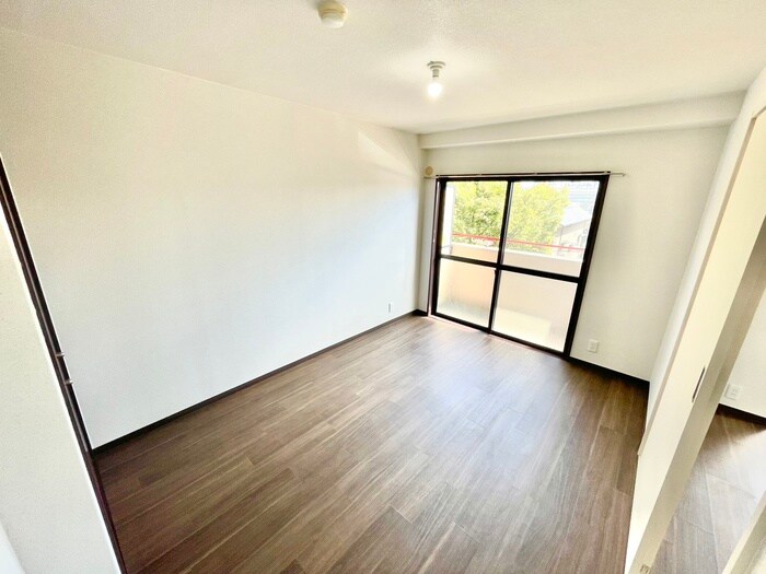 物件内観写真18　(居室)