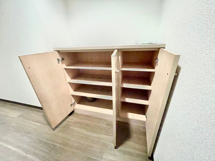 物件内観写真19　(靴箱)