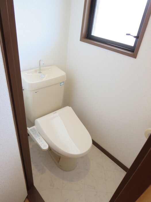 物件内観写真14　(トイレ)