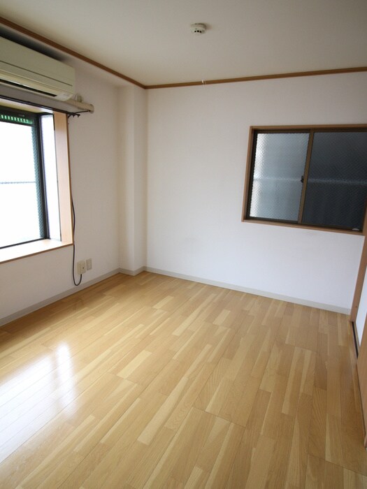 物件内観写真12　(居室)