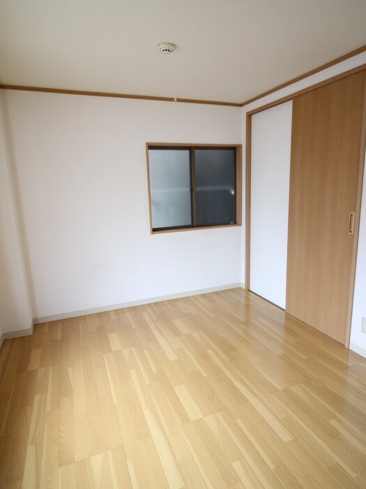 物件内観写真13　(居室)