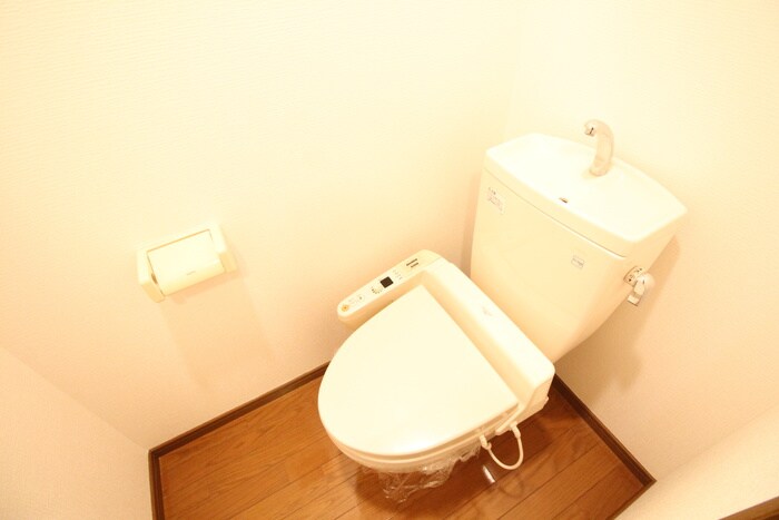 物件内観写真11　(トイレ)