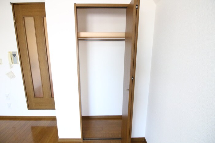 物件内観写真15　(収納)