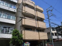 センチュリ－ロイヤル小阪の外観写真