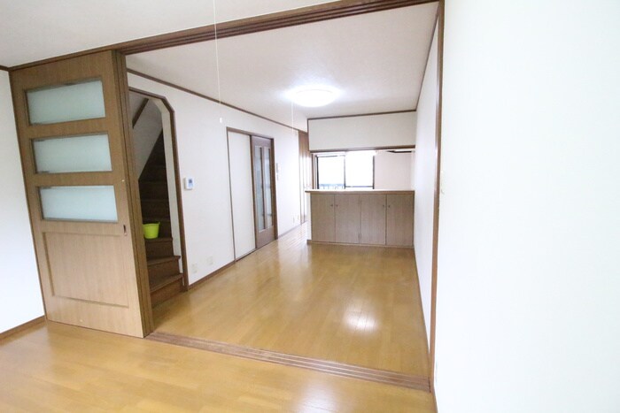 物件内観写真5　(居室)