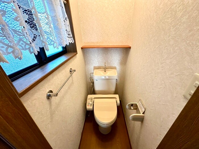 物件内観写真11　(トイレ)