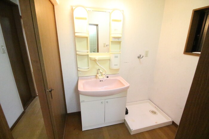 物件内観写真12　(洗面)