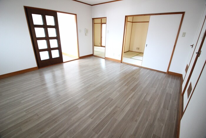 物件内観写真7　(居室)