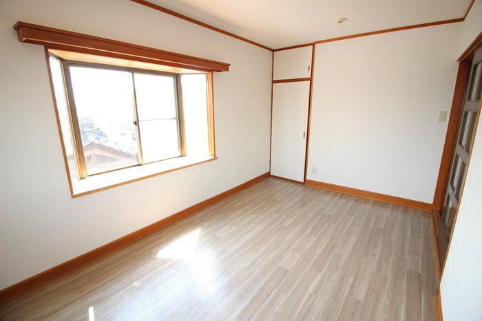 物件内観写真8　(居室)