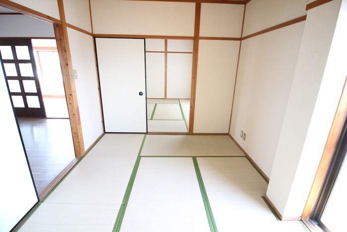 物件内観写真9　(居室)