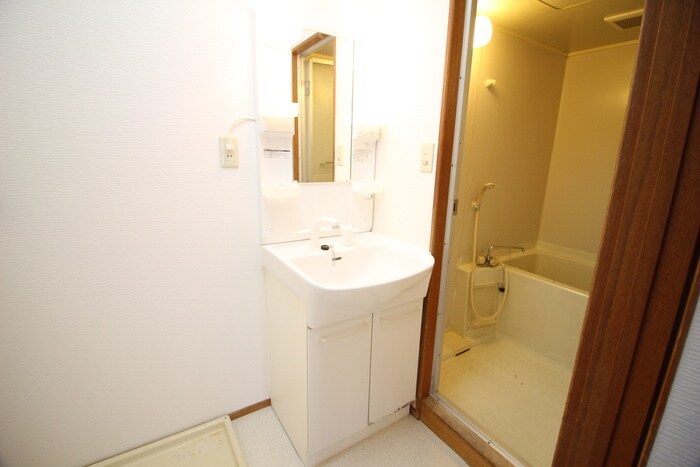 物件内観写真13　(洗面)