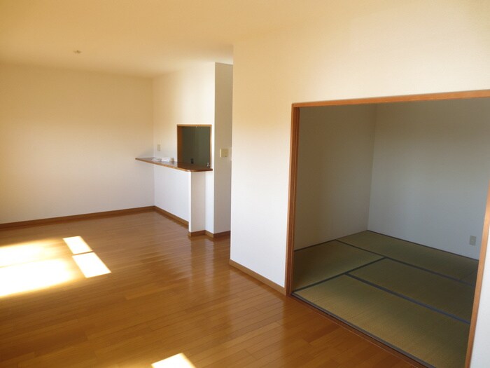 物件内観写真7　(居室)