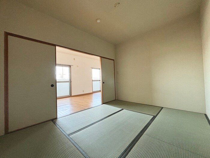 物件内観写真11　(居室)