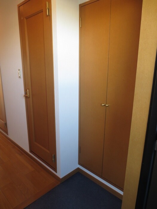 物件内観写真13　(靴箱)