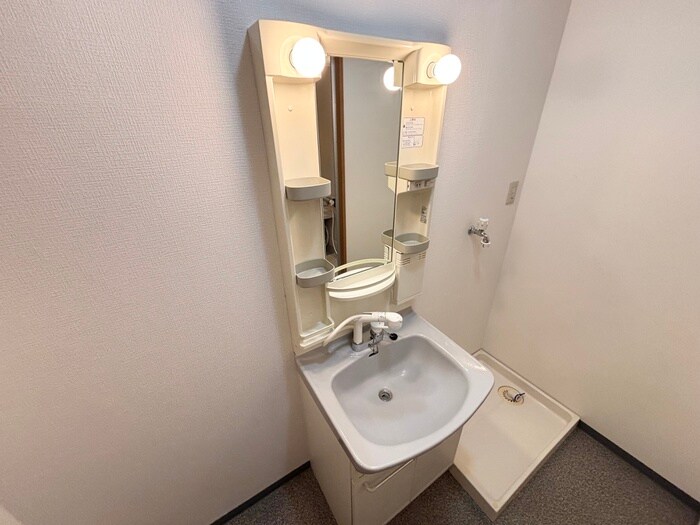 物件内観写真16　(洗面)