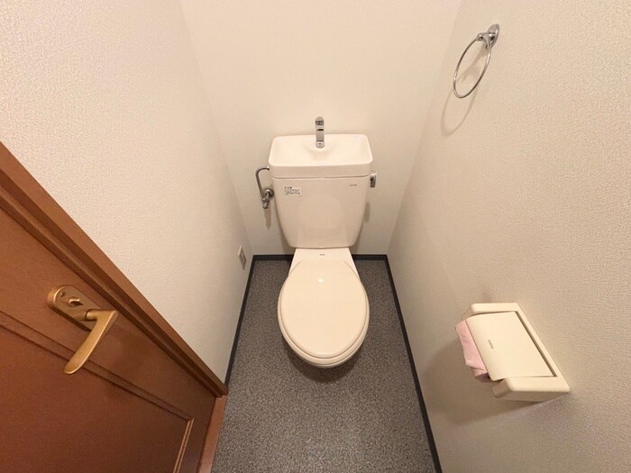 物件内観写真17　(トイレ)
