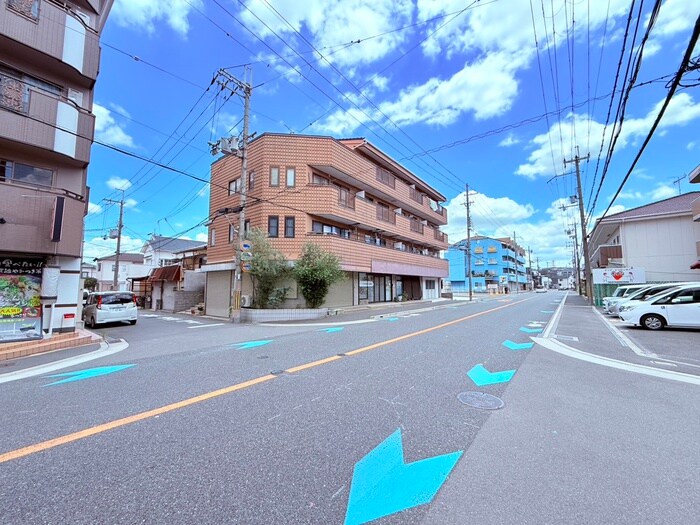 物件外観写真3　(外観写真)