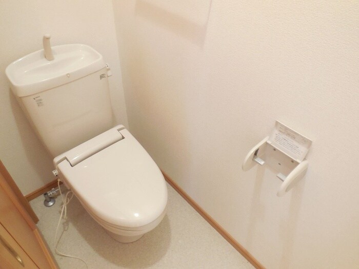 物件内観写真11　(トイレ)