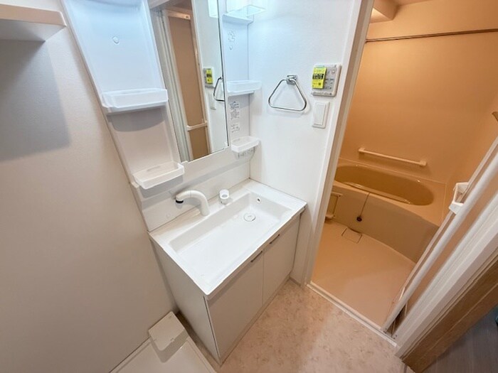 物件内観写真13　(洗面)