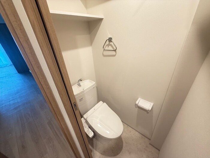 物件内観写真14　(トイレ)