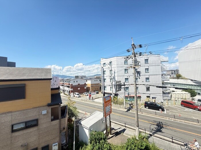 物件内観写真17　(室内からの展望)