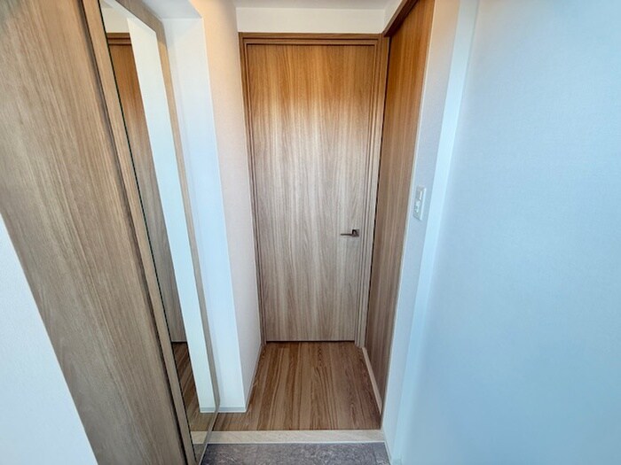 物件内観写真21　(廊下)