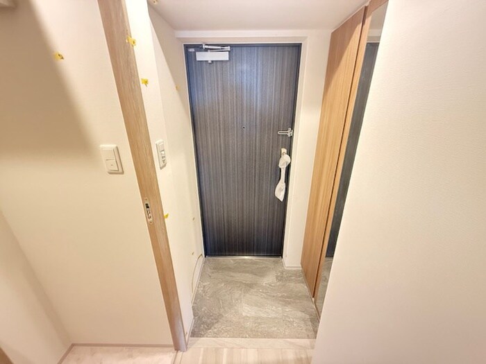 物件内観写真22　(玄関)