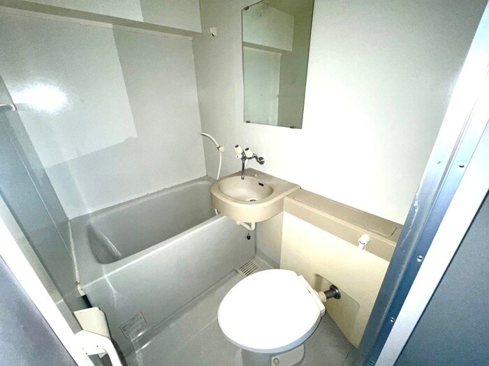 物件内観写真9　(洗面)