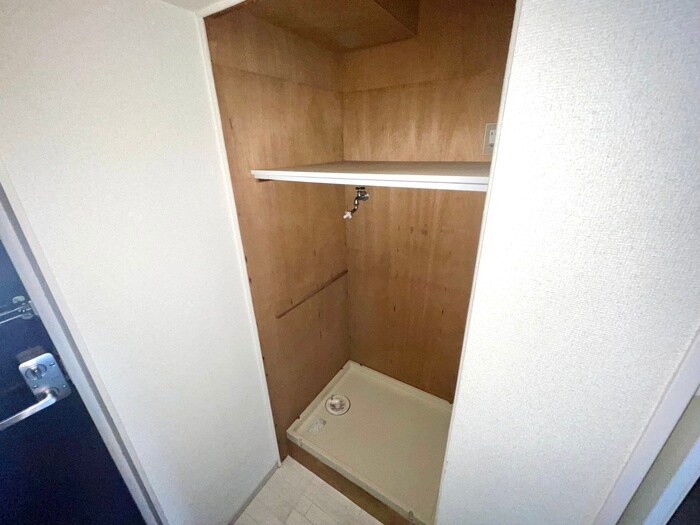 物件内観写真19　(洗濯機置場)