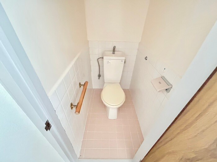 物件内観写真12　(トイレ)