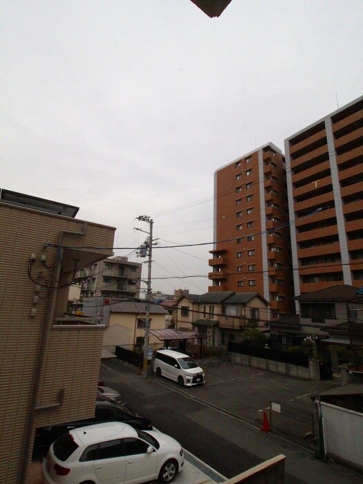 物件内観写真16　(室内からの展望)