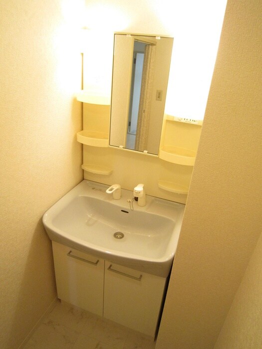 物件内観写真9　(洗面)