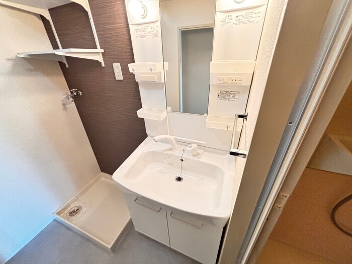 物件内観写真11　(洗面)