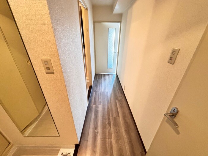 物件内観写真16　(廊下)