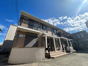 アベニ－ル外観写真