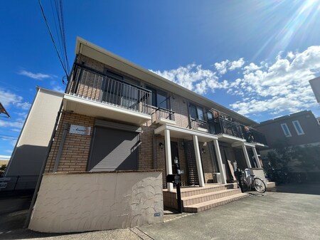 アベニ－ル外観写真