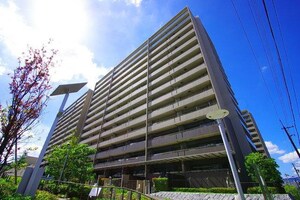 ｼﾞｵ千里桃山台1番館（1303）外観写真