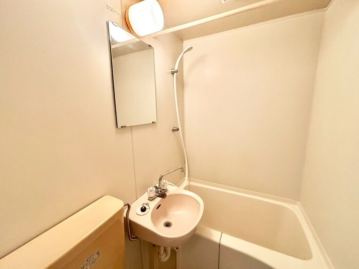 物件内観写真11　(洗面)