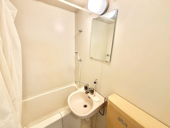 物件内観写真11　(洗面)