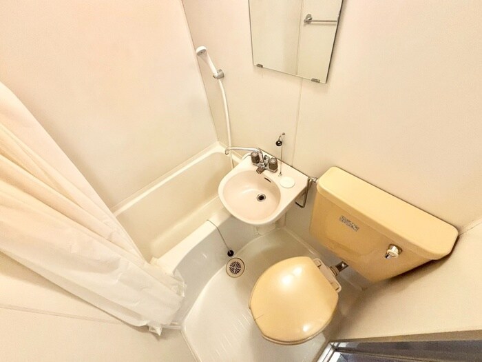 物件内観写真12　(トイレ)