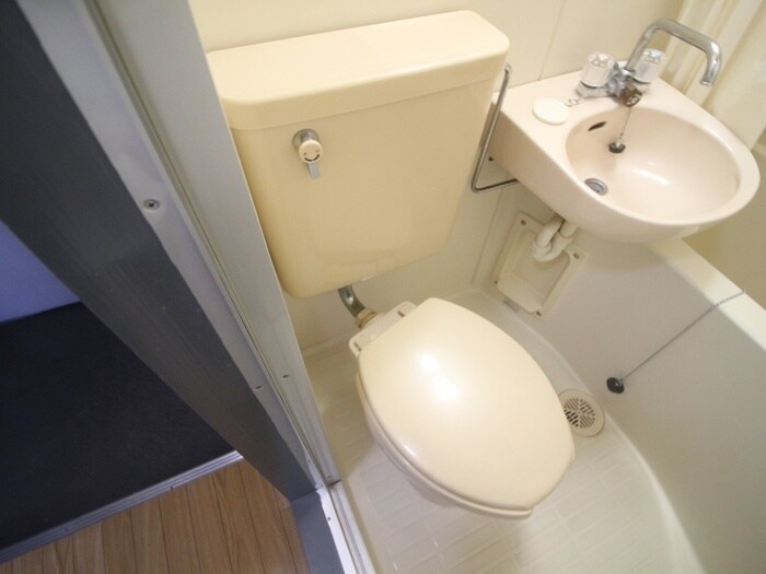 物件内観写真12　(トイレ)