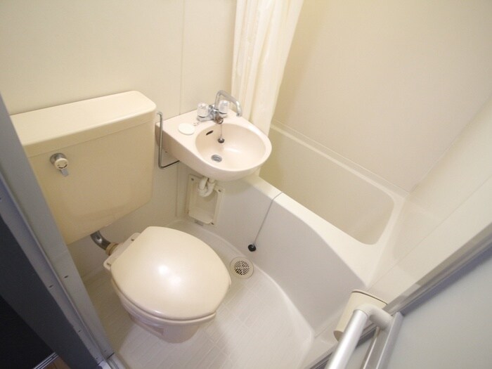 物件内観写真13　(バス／シャワールーム等)