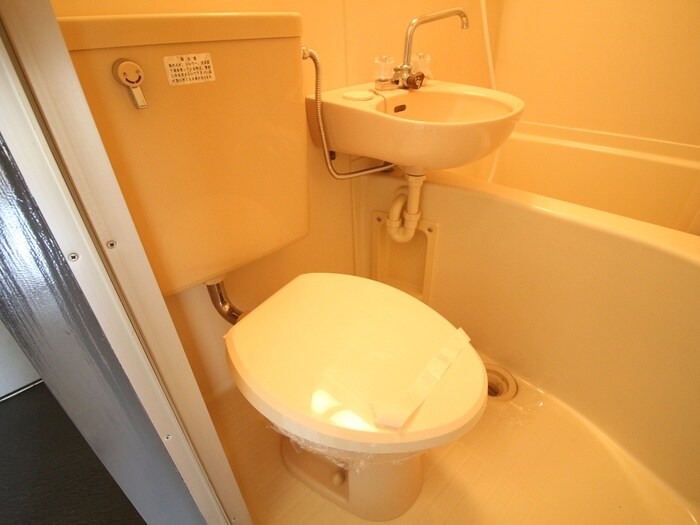 物件内観写真14　(トイレ)