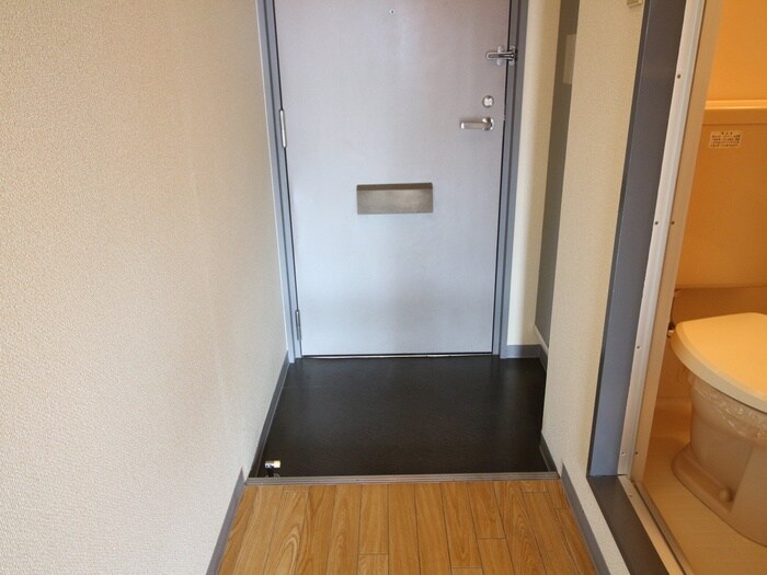 物件内観写真19　(廊下)