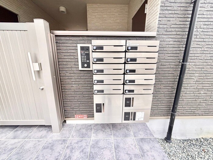 物件外観写真4　(建物設備)