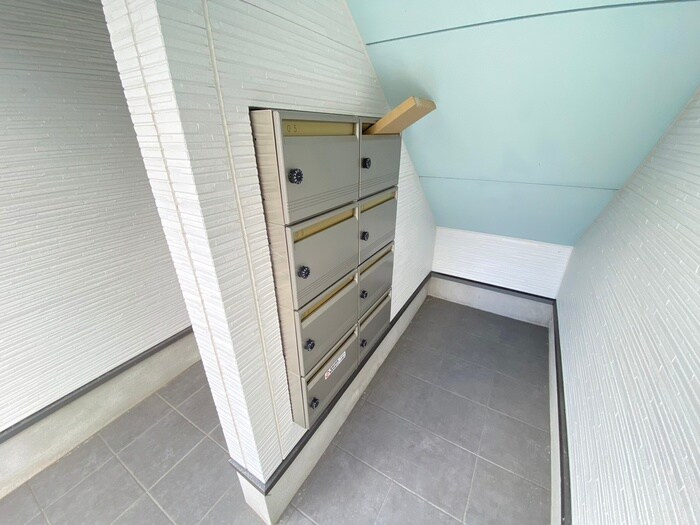 物件外観写真4　(建物設備)